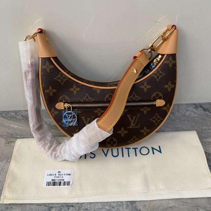 LUXURIOUS LADYS HAND BAG IN LOUIS VUITTON